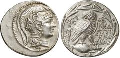 GRIECHEN ATTIKA ATHEN Tetradrachme des Neuen Stils (15,18g). 135/34 v. Chr. Vs.: Athenakopf im attischen Helm mit dreifacher Helmzier, verziert mit Ranke, Pegasos und vier Pferdeprotomen n. r. Rs.: A-