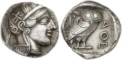 GRIECHEN ATTIKA ATHEN Tetradrachme (17,12g). ca. 440 - 407 v. Chr. Vs.: Kopf der Athena mit verziertem, bekränzten attischen Helm n. r. Rs.: AΘE, Eule steht n. r., Kopf in Vorderansicht, im Feld links