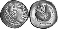 KELTEN MITTLERE UND UNTERE DONAU Nachahmungen der Tetradrachmen und Teilstücke Philipps II. Objekt-Nr.: 1021 Skyphat mit Herakleskopf Tetradrachme, (5,30 g.), Vs.: Stark stilisierter Herakleskopf n. r