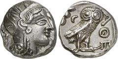 GRIECHEN ATTIKA. ATHEN. Tetradrachme (17,14g). Ca. 465 - 460 v. Chr. Vs.: Kopf der Athena mit attischem Helm u. Lorbeerkranz n. r. Rs.: ΑΘΕ, Eule n. r., dahinter Olivenzweig und Mondsichel. Starr Grup
