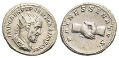 RÖMER RÖMISCHE KAISERZEIT Pupienus, 238 n. Chr. Pupienus, 238 n. Chr. Antoninian (4.84g). Sommer 241 n. Chr. Mzst.Rom. Vs.: IMP CAES PVPIEN MAXIMVS AVG, drapierte Panzerbüste mit Strahlenkrone n. r. R
