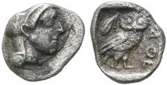 GRIECHEN ATTIKA. ATHEN. Obol (0,56g). ca. 454 - 404 v. Chr. Vs.: Kopf der Athena n. r. Rs.: ΑΘΕ, Eule n. r. stehend, l. oben Ölbaumzweig, alles im Quadratum incusum. SNG Cop. 55; Kroll 13; HGC 4, 1665
