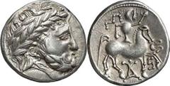 KELTEN MITTLERE UND UNTERE DONAU Nachahmungen der Tetradrachmen und Teilstücke Philipps II. Objekt-Nr.: 17 Puppenreiter mit Audoleonmonogramm. Tetradrachme, (13,48 g.), Vs.: Stilisierter Zeuskopf n. r