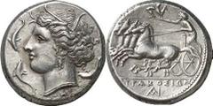 GRIECHEN SIZILIEN SYRAKUS Objekt-Nr.: 71 Agathokles, 317 - 289 v. Chr. Tetradrachme (16,91 g.), 2. Periode, 310 - 305 v. Chr. Vs.: Kopf der Arethusa n. l., darum drei Delfine. Unten NI. Rs.: Quadriga 