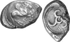 GRIECHEN LYKIEN UNBESTIMMTER DYNAST Objekt-Nr.: 1493 Stater (9,81 g.), 460 / 440 v. Chr. Vs.: Nach r. abhebender Pegasos auf Rundschild, zwischen den Beinen Zeichen. Rs.: Triskeles mit Zeichen in rund