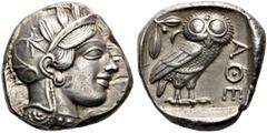 GRIECHEN ATTIKA. ATHEN. Tetradrachme (17,18g). ca. 454 - 404 v. Chr. Vs.: Kopf der Athena mit attischem Helm n. r. Rs.: AQE, Eule steht n.r., Kopf in Vorderansicht, im Feld l. oben Ölzweig u. Halbmond