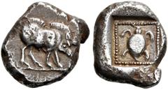 GRIECHEN LYKIEN. UNBESTIMMTER DYNAST. Stater (9,35g). Circa 480 - 440 v. Chr. Vs.: Eber mit aufgestelltem Kamm und gesenktem Kopf auf Standline n. r. Rs.: Landschildkröte in Draufsicht im Perlquadrat 