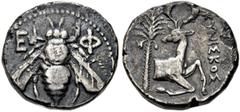 GRIECHEN IONIEN. EPHESOS. Tetradrachme (14,53g). ca. 370 - 360 v. Chr., Magistrat Kyniskos. Vs.: Biene mit gespreizten Flügeln in Draufsicht zwischen E-F. Rs.: KUNISKOS, Vorderteil eines knienden Hirs