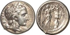 GRIECHEN SIZILIEN SYRAKUS Objekt-Nr.: 1141 Agathokles, 317 - 289 v. Chr. Tetradrachme (16,95 g.), 3. Periode, 305 - 295 v. Chr. Vs.: KORAS, Kopf der Kore n. r. Rs.: AGAQOKLEIOS, Nike errichtet Tropaio
