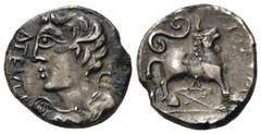 KELTEN GALLIEN. NORDGALLIEN UND GALLIA BELGICA. Incerta. Quinar, ø 14mm (1.48g). Um 50 - 30 v. Chr. Vs.: ATEVLA, frontale, bartlose, geflügelte Büste (Viktoria?) mit n. l. gewandtem Kopf. Rs.: Stier n