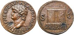 RÖMER KAISERZEIT. Nero, 54 - 68 n. Chr. AE As ø 29mm (10,19g). 66 n. Chr. Mzst. Lugdunum. Vs.: IMP NERO CLAVD CAESAR AVG P MAX TR P P P, Kopf mit Globus n. l. Rs.: ARA PACIS / S - C, Front der Ara Pac