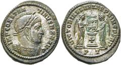 RÖMER KAISERZEIT. Constantin I., der Große, 307 - 337 n. Chr. AE Follis ø 18mm (3,61g). 318 - 319 n. Chr. Mzst. Ticinum. Vs.: IMP CONSTAN-TINVS MAX AVG, behelmte Panzerbüste mit Lorbeerkranz n. r. Rs.