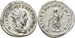 RÖMER RÖMISCHE KAISERZEIT. Herennius Etruscus als Caesar, 250 - 251 n. Chr. Antoninian ø 22mm (4,22g). Mzst. Rom. Vs.: Q HER ETR MES DECIVS NOB C, drapierte Büste mit Strahlenkrone n. r. Rs.: PRINCIPI
