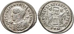 RÖMER RÖMISCHE KAISERZEIT. Constantin I., der Große, 307 - 337 n. Chr. Billon-Follis ø 20mm (3,01g). 318 - 319 n. Chr. Mzst. Treveris. Vs.: IMP CONSTANTI-NVS AVG, drapierte Panzerbüste mit Helm u. Lan