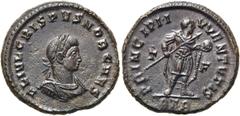 RÖMER RÖMISCHE KAISERZEIT. Crispus, 317 - 326 n. Chr. AE Follis ø 20mm (4,29g). 317 n. Chr. Mzst. Treveris. Vs.: FL IVL CRISPVS NOB CAES, drapierte Panzerbüste mit Lorbeerkranz n. r. Rs.: PRINCIPI I-V