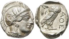 GRIECHEN ATTIKA. ATHEN. Tetradrachme ø 23mm (17,22g). 420 - 405 v. Chr. Vs.: Kopf der Athena mit verziertem u. bekränztem attischen Helm n. r. Rs.: ΑΘΕ, Eule n. r. stehend, Kopf in Vorderansicht, im F