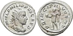 RÖMER RÖMISCHE KAISERZEIT. Philipp II. als Caesar, 244 - 247 n. Chr. Antoninian ø 23mm (3,68g). 244 - 246 n. Chr. Mzst. Rom. Vs.: M IVL PHILIPPVS CAES, drapierte Büste mit Strahlenkrone n. r. Rs.: PRI