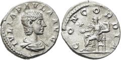 RÖMER RÖMISCHE KAISERZEIT. Iulia Paula, 220 n. Chr. Denar ø 19mm (2,90g). Mzst. Rom. Vs.: IVLIA PAVLA AVG, drapierte Büste n. r. Rs.: CONCORDIA, Concordia sitzt mit Patera n. l., l. im Feld Stern. RIC