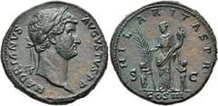 RÖMER RÖMISCHE KAISERZEIT. Hadrian, 117 - 138 n. Chr. AE Sesterz ø 33mm (23,98g). 128 - 129 n. Chr. Mzst. Rom. Vs.: HADRIANVS AVGVSTVS PP, Kopf mit Lorbeerkranz n.r. Rs.: HILARITAS / S - C / COS III, 