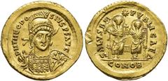 RÖMER RÖMISCHE KAISERZEIT. Theodosius II., 408 - 450 n. Chr. Solidus ø 22mm (4,43g). 425 - 430 n. Chr. Mzst. Konstantinopel. Vs.: D N THEODO-SIVS P F AVG, frontale Panzerbüste, Kopf leicht n. r., mit 