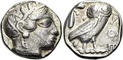 GRIECHEN ATTIKA. ATHEN. Tetradrachme ø 24mm (17,07g). 454 - 405 v. Chr. Vs.: Kopf der Athena mit verziertem u. bekränztem attischen Helm n. r. Rs.: ΑΘΕ, Eule n. r. stehend, Kopf in Vorderansicht, im F