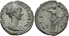 RÖMER RÖMISCHE KAISERZEIT. Faustina minor, 147 - 176 n. Chr. AE Dupondius oder As ø 26mm (9,26g). 145 - 146 n. Chr. Mzst. Rom. Vs.: FAVSTINA AVG P II AVG F, drapierte Büste n.r. Rs.: HILA-RIT-AS / S -