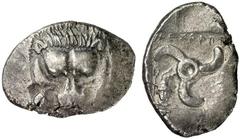 GRIECHEN LYKIEN Mithrapata Stater (9,67g) 390 / 370 v. Chr. Mzst. Unbestimmt Vs.: Frontaler Löwenskalp, darunter Triskeles. Rs.: "mithrapata", Triskeles, im Feld Hermesbüste. SNG Cop. Suppl. 475; Olca