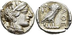 GRIECHEN ATTIKA. ATHEN. Tetradrachme (17,10g). 454 - 404 v. Chr. Vs.: Kopf der Athena mit attischem Helm, der mit drei Lorbeerblättern geschmückt ist, Ohrring u. Perlenkette n. r. Rs.: ΑΘΕ, Eule n. r.