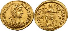 Valentinian III. 425-455 AD. Solidus, 4.37g (8h). Ravenna. Obv: D N PLA VALENTI - NIANVS P F AVG Rosette-diademend, draped, cuirassed bust right, seen from front. Rx: VICTORI - A AVGGG Emperor standin