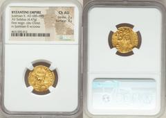 Ancients Byzantine Justinian II, first reign (AD 685-695). AV solidus (19mm, 4.47 gm, 6h). NGC Choice AU 2/5 - 3/5. Constantinople, 10th officina, AD 692-695. IhS CRISΤDS RЄX-RЄΣNANΤIЧM, facing half-l