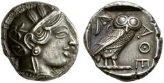 ANTIKE GRIECHISCHE MÜNZEN ATTIKA ATHEN Tetradrachmon, 435-420. Athenakopf im attischen Helm n. r., auf dem Helm Ranke und drei Olivenblätter. Rv. AΘE Eule n. r. stehend, Kopf von vorne, im Felde l. Mo
