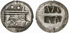 GRIECHISCHE MÜNZEN LYKIEN PHASELIS. Stater, 530-490. Prora in Form einer Eberprotome n. r., an Deck drei grosse Rundschilde. Rv. Quadratum incusum, durch dicken Balken in zwei Rechtecke aufgeteilt, di