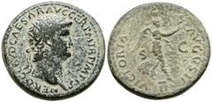 Imperio Romano NERÓN. Dupondio. (Ae. 8,99g/27mm). 64 d.C. Roma. (RIC 202). Anv: Busto radiado de Nerón a derecha, alrededor leyenda: NERO CLAVD CAESAR AVG GER P M TR P IMP P P. Rev: Victoria avanzando