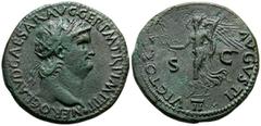 Imperio Romano NERON. Dupondio. (Ae. 12,22g/29mm). 64 d.C. Lugdunum. (RIC 379). Anv: Cabeza radiada de Nerón a derecha, alrededor leyenda: NERO CLAVD CAESAR AVG GER P M TR P IMP P P. Rev: Victoria ava