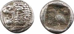 Greek coins Carie, Mylasa, tétartémorion tête à gauche, c.420-390 av. J.-C Mufle de lion à gauche Oiseau à gauche, avec deux besants Argent 5,7 mm 0,29 g 12 h TTB+ / TTB SNG Kayhan 940-43 (Carie incer