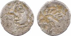 Celtic coins Incertaine de la Gaule celtique, denier au profil luniforme, Ier s. av. J.-C Profil luniforme à gauche Sorte d'oiseau (paon ?) à gauche ou un autre motif Argent 13,5 mm 0,78 g 12 h TB+ / 