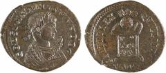 Roman imperial coins Constantin II, nummus, Trèves, 2e officine, 323 Constantin II, nummus, Trèves, 2e officine, 323 A/CONSTANTINVS IVN NOB C Buste lauré à droite, portant le manteau consulaire, tenan