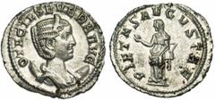 OTACILIA SEVERA, femme de Philippe Ier, AR antoninien, 248-249, Rome. Droit : OTACIL SEVERA AVG B. diad., drapé à droite, posé sur un croissant. Revers : PIETAS AVGVSTAE Pietas voilée debout à gauche,