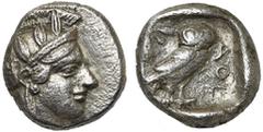 Collection Marc Bar - The Marc Bar Collection ATTIQUE, ATHENES, AR drachme, vers 450 av. J.-C. D/ T. casquée d'Athéna à d., le casque orné d'un fleuron et de feuilles d'olivier. R/ AΘE Chouette à d., 