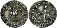 ROYAUME INDO-SCYTHE, Azilizès (57-35), AR tétradrachme, Droit : Le roi tenant une lance, chevauchant à droite. Revers : La déesse de la Cité, debout à gauche, tenant une lampe et une palme. A gauche, 