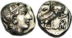 ATTIQUE, ATHENES, AR tétradrachme, 259-229 av. J.-C. Droit : Tête casquée d'Athéna à droite, le casque orné d'un fleuron et de trois feuilles d'olivier. Revers : Chouette à droite, tête de face. A gau