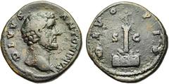 ROMAN EMPIRE ANTONIN le Pieux divinisé, AE sesterce, après 161, Rome. Frappé sous Marc Aurèle. D/ DIVVS ANTONINVS T. à d. R/ DIVO- PIO/ S-C Colonne surmontée par la statue d'Antonin le Pieux, entourée