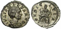 JULIA MAESA, grand-mère d'Elagabal, AR denier, 218-222, Rome. Droit : IVLIA MAESA AVG B. drapé à droite. Revers : PVDICITIA Pudicitia assise à gauche, levant son voile et tenant un sceptre. Ref.: BMC 