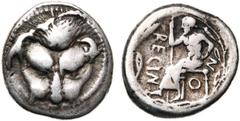MAGNA GRAECIA BRUTTIUM, RHEGION, AR drachme, 450-445 av. J.-C. D/ T. de lion de f. R/ Iocaste assis à g. sur un siège sans dossier, ten. un long sceptre. De g. à d., RECIN-O-N. Le tout dans une couron