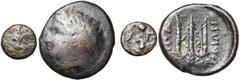 MAGNA GRAECIA ILES DE SICILE, LIPARA, lot de 2 p.: hexas de masse réduite, vers 420-400 av. J.-C., Héphaistos assis à d./ΛIΠ entre deux globules; AE 20, vers 400-380 av. J.-C., T. d''Apollon à g./Trid
