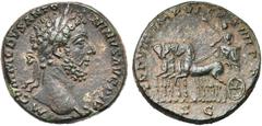 TRAJAN - ELAGABAL COMMODE Auguste (177-192), sesterce, 183, Rome. D/ M COMMODVS ANTO-NINVS AVG PIVS T. l. à d. R/ TR P VIII IMP VI COS IIII P P/ S C L''empereur dans un quadrige à g., ten. un sceptre 