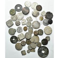 ORIENTAL WORLD lot of 50 pcs, including: Abbasid, al-Mahdi, dirham, AH 162, Jayy; al-Rashid, dirham, AH 185, Balkh; Muwahhidun (Almohad), anonymous square dirhams (7); Nasrid of Granada, anonymous, 1/