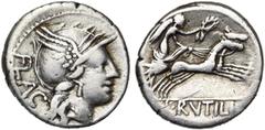 ROMAN REPUBLIC L. Rutilius Flacus, AR denier, 77 av. J.-C., Rome. D/ T. casquée de Roma à d. Derrière, FLAC. R/ Victoire conduisant un bige à d., ten. les rênes et une couronne. A l''ex., L. RVTILI. C