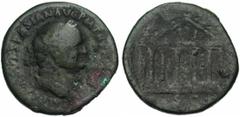 VESPASIEN (69-79), AE sesterce, 76, Rome. Droit : IMP CAES VESPASIAN AVG P M TR PPP COS VII Tête l. à droite. Revers : Temple hexastyle de Jupiter Capitolin sur quatre degrés. Entre les colonnes centr