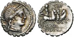 ROMAN REPUBLIC C. Naevius Balbus, AR denier serratus, 79 av. J.-C., Rome. D/ T. diad. de Vénus à d. Derrière, S·C. R/ C·NAE·BALB Victoire conduisant un trige à d. Au-dessus, CXII. Cr. 382/1b; Syd. 769